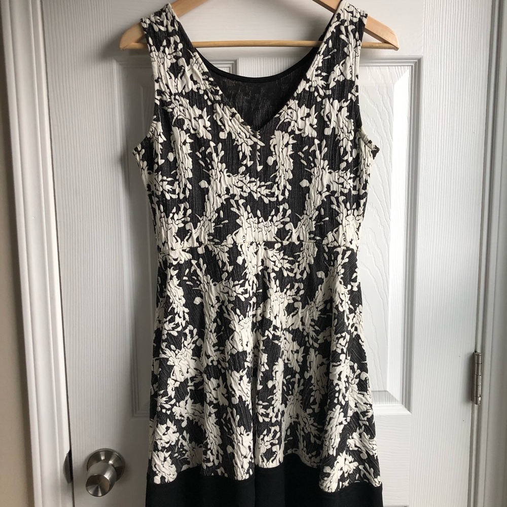 Black and white dress